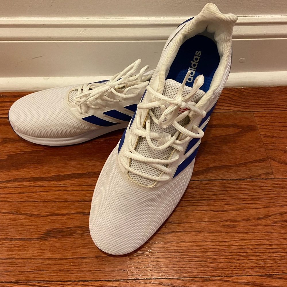 Men’s adidas sneakers size 13 never worn